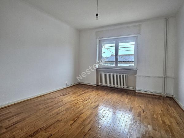 Maison individuelle 127 m2 ,4 chambres, garage, sous-sol