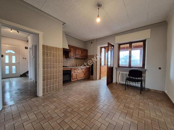 Maison individuelle 127 m2 ,4 chambres, garage, sous-sol