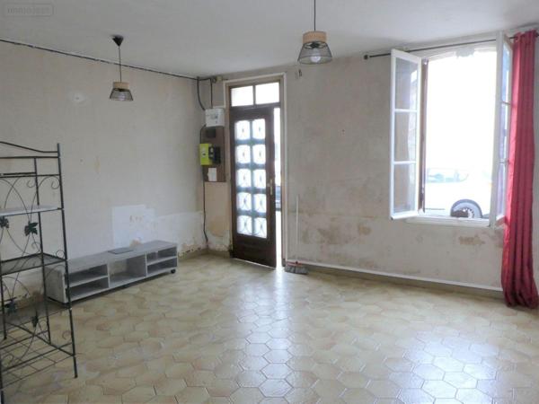 Maison à vendre à Dame-Marie-les-Bois dans l'Indre-et-Loire (37110), ref : 11893/496