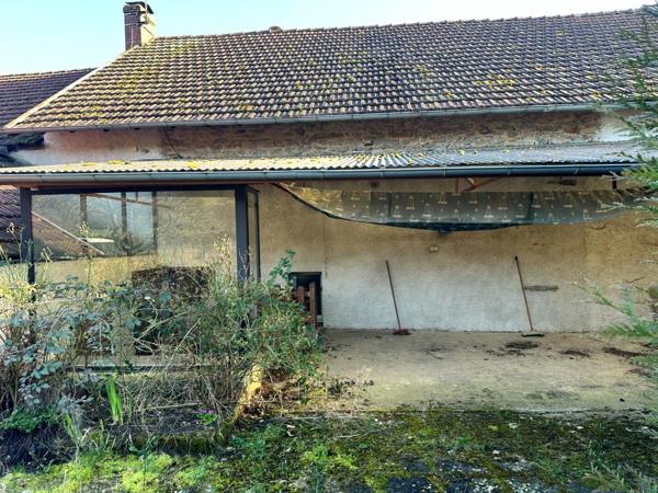 Maison avec grandes dépendances secteur POUILLY EN AUXOIS