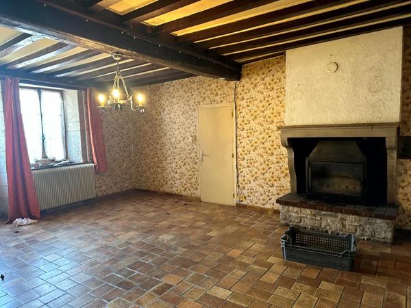 Maison avec grandes dépendances secteur POUILLY EN AUXOIS