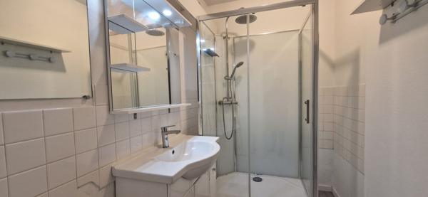 Appartement 2 pièces - Proche Tramway - Centre ville