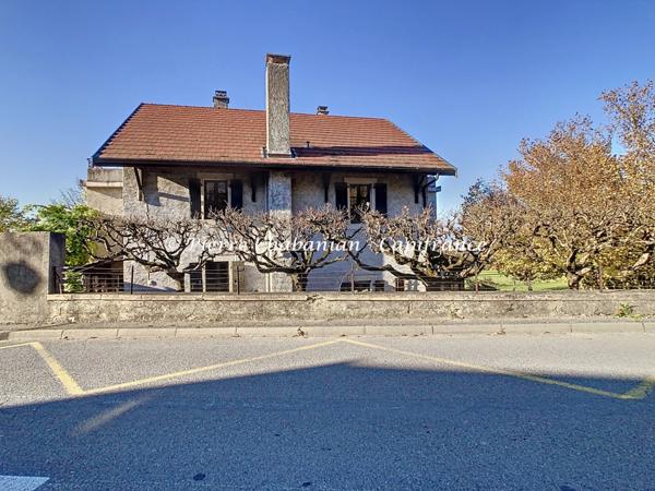 Maison à vendre - 7 pièces - 185 m² habitables - 326 m² au sol - 1359 m² de terrain - vue panoramique - COLLONGES SOUS SALEVE (74)