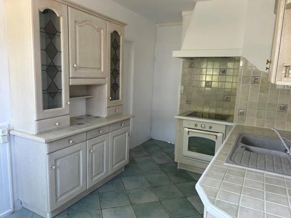 Appartement à louer 5 pièces 84.35m²