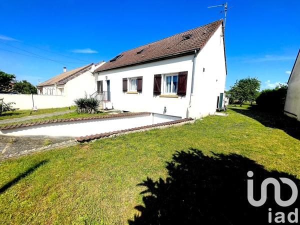 Maison 7 pièces de 132 m² à Dordives (45680)