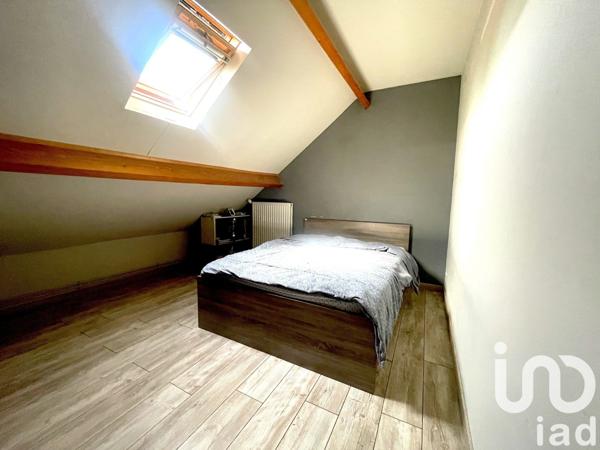 Maison 7 pièces de 132 m² à Dordives (45680)