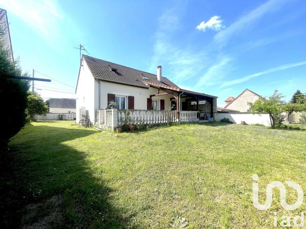 Maison 7 pièces de 132 m² à Dordives (45680)