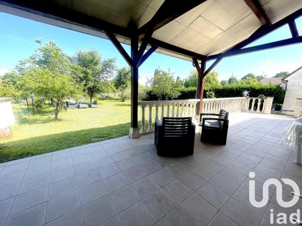 Maison 7 pièces de 132 m² à Dordives (45680)