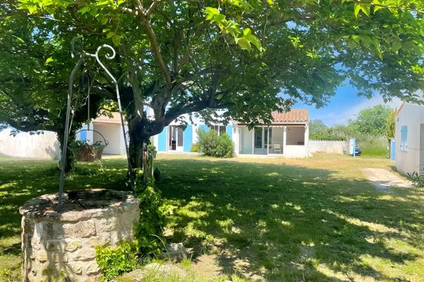 RARE À LA VENTE – MAISON COUP DE CŒUR À 1500 M DE LA PLAGE !