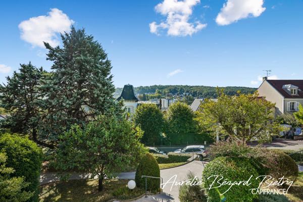 Appartement familial avec deux balcons et vue dégagée