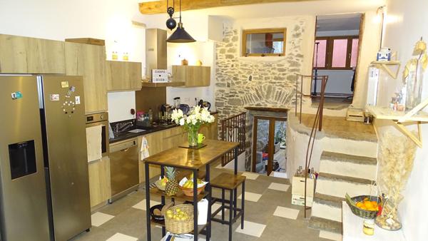 AGREABLE MAISON DE VILLAGE A CONQUES SUR ORBIEL