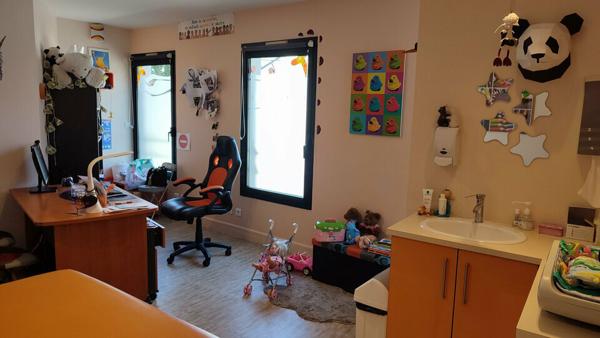 BUREAUX A VENDRE AU SEIN D'UN POLE MEDICAL CENTRE VILLE CHATELLERAULT (86)