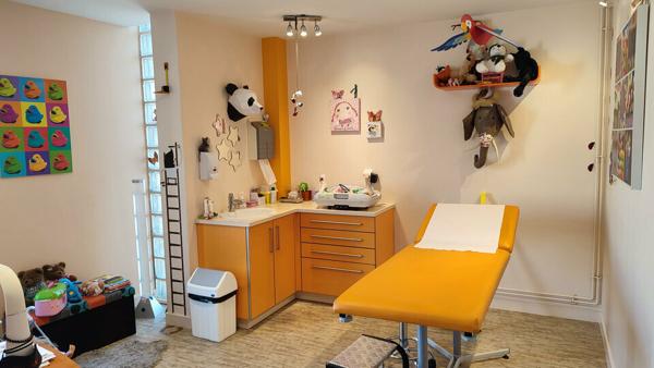 BUREAUX A VENDRE AU SEIN D'UN POLE MEDICAL CENTRE VILLE CHATELLERAULT (86)