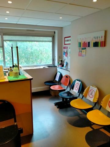 BUREAUX A VENDRE AU SEIN D'UN POLE MEDICAL CENTRE VILLE CHATELLERAULT (86)