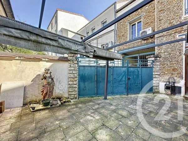 Maison à vendre  11 pièces - 192,97 m2 VILLEJUIF - 94