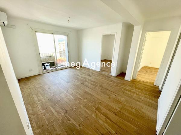 Appartement à TOULON, 83000 - 3 pièces 53m²