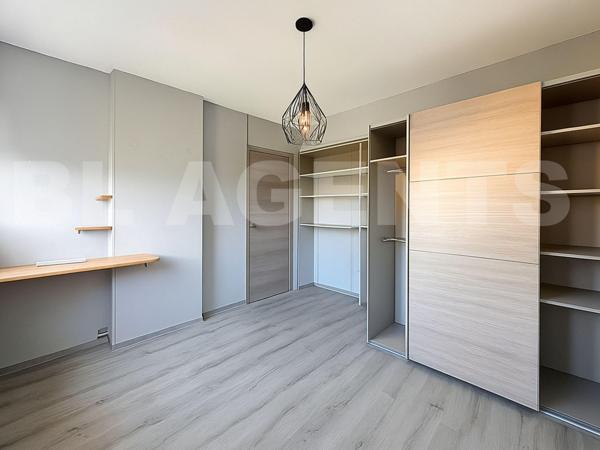 Maison jumelée d’un seul côté – 89 m² Carrez / 120 m² habitables – Mexy