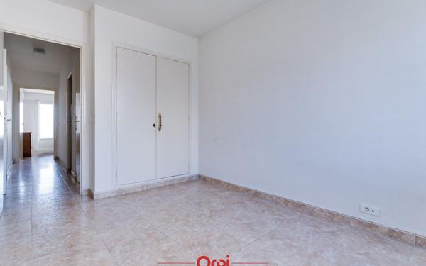 Appartement à vendre    4 pièces • 84 m2 Marseille 4