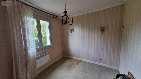 Maison individuelle à vendre à Plounévézel dans le Finistère (29270), ref : 29066-1031797