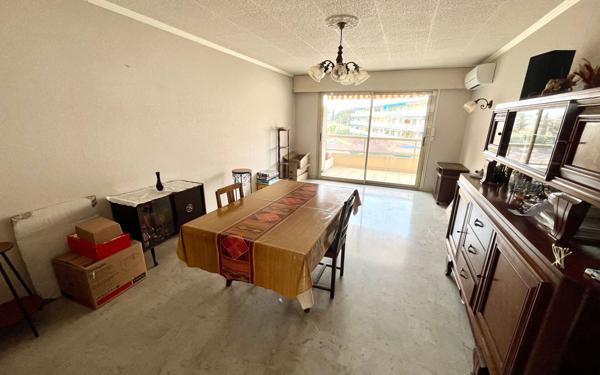 Appartement à vendre    3 pièces • 75 m2 Le Cannet
