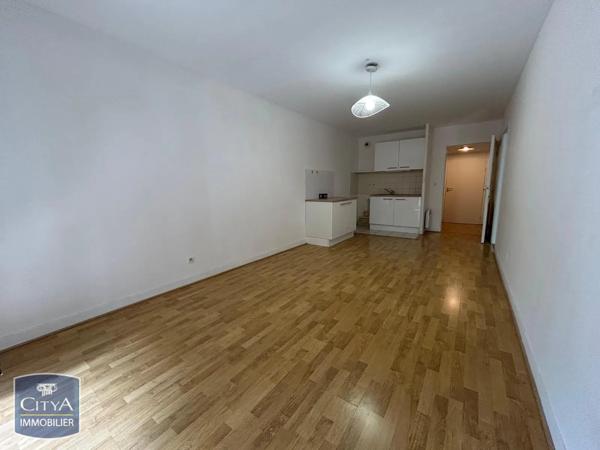 Appartement à louer 2 pièces 42.88m² Orléans (45000)