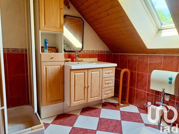 Maison de village 7 pièces de 162 m² à Peyrelevade (19290)