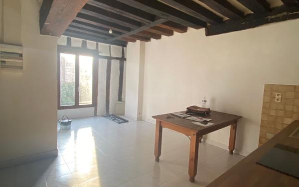 Appartement à louer    2 pièces • 36,64 m2 Auxerre