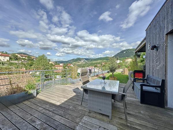 Millau (12100) MAISON F3 87 M2 AVEC PISCINE SUR TERRAIN DE 875 M2