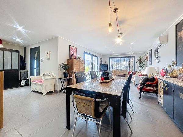 Millau (12100) MAISON F3 87 M2 AVEC PISCINE SUR TERRAIN DE 875 M2