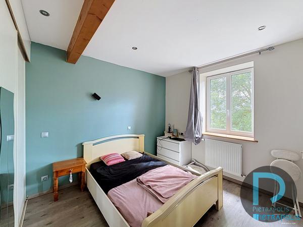 MAISON DANS LES VIGNES DE 142M2 - TERRAIN DE 1194M2 - ARNAS