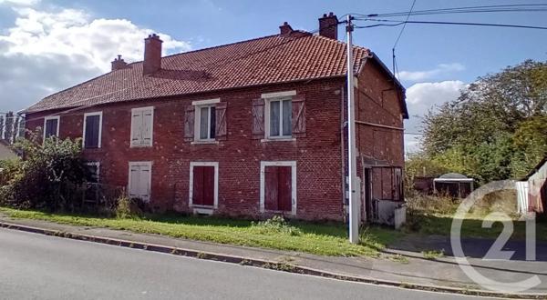 Maison à vendre  14 pièces - 256,82 m 2   NESLE  - 80