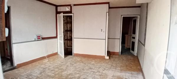 Maison à vendre  14 pièces - 256,82 m 2   NESLE  - 80