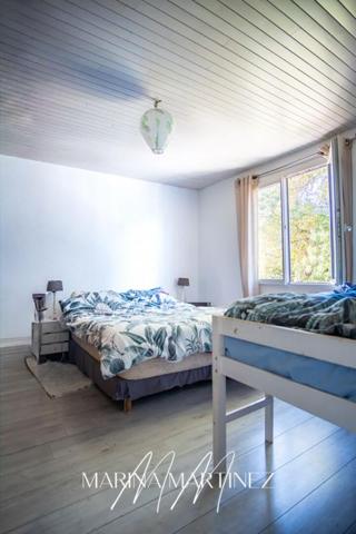 Maison atypique sur grand terrain avec piscine - Secteur Castelnaudary