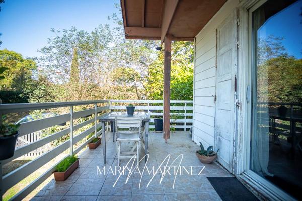 Maison atypique sur grand terrain avec piscine - Secteur Castelnaudary