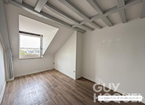 Appartement 3 pièces plein de charme, vue exceptionnelle sur Versailles