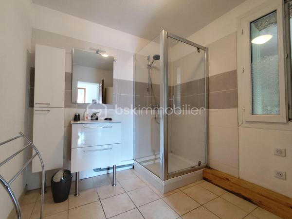 Immeuble mixte de 166 m²