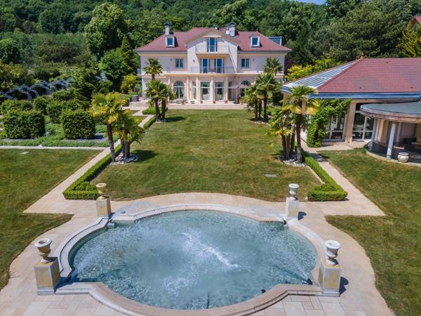 Vente Propriété de luxe Divonne-les-Bains 13 Pièces 1094 m²