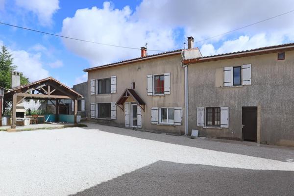Maison 5 chambres avec garage + atelier/grange + gite