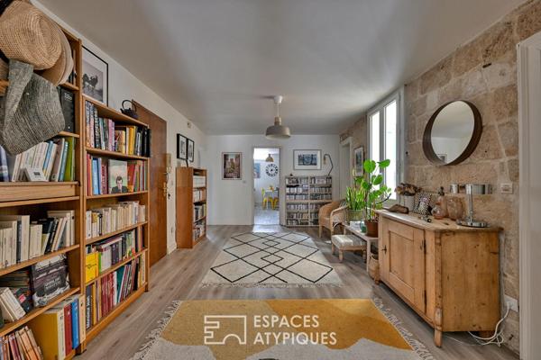 L’Écusson vu d’en haut : dernier étage de caractère avec cheminée et mezzanine
