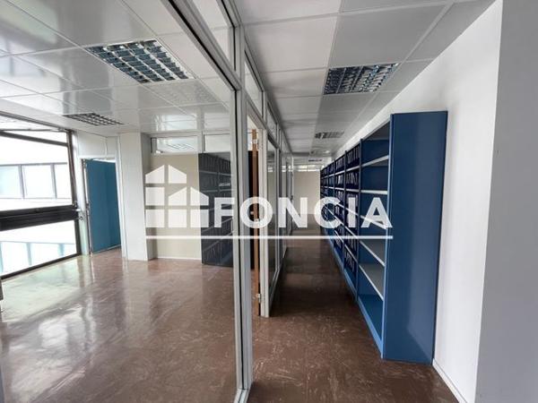 À vendre Local commercial 289.5 m² - Nantes 44100