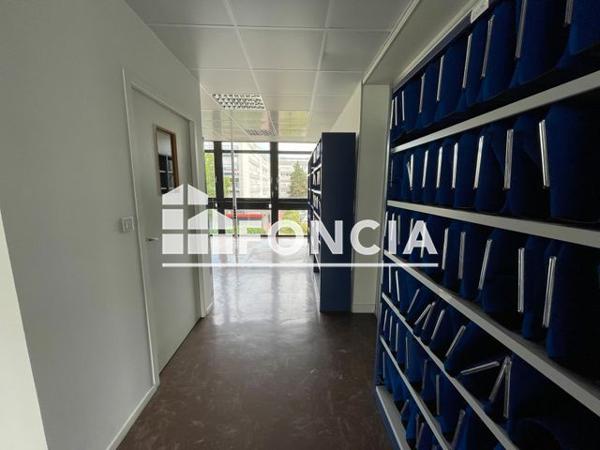 À vendre Local commercial 289.5 m² - Nantes 44100