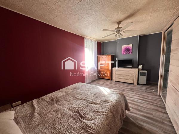 CHARMANTE MAISON MITOYENNE AVEC JARDIN