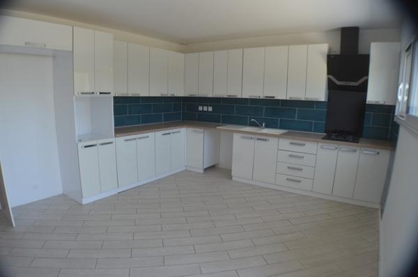 Maison à vendre 213 000 € Gourdon 4 p 147 m² DPE C