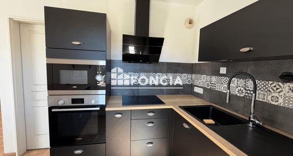 Location Maison 5 pièces 85.69 m² - Angoulême 16000