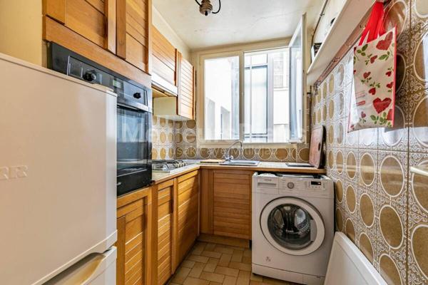 PARIS 75002 - BONNE NOUVELLE - APPARTEMENT 85 M² - 3 CHAMBRES DONT 1 BUREAU - LOCAL VELO -