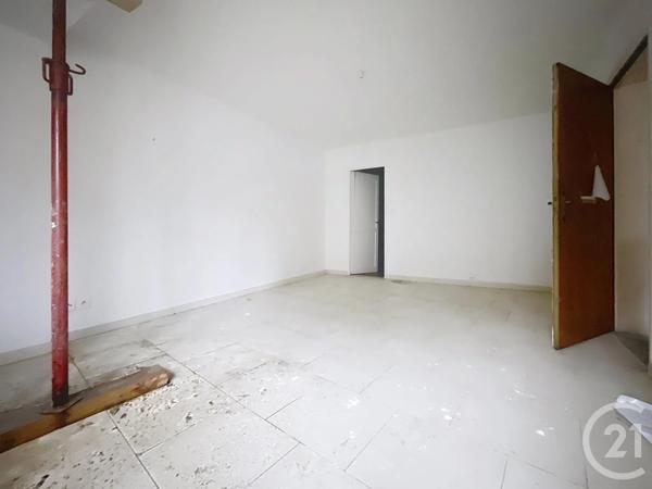Appartement F2 à vendre  3 pièces - 53,91 m 2   TROYES  - 10