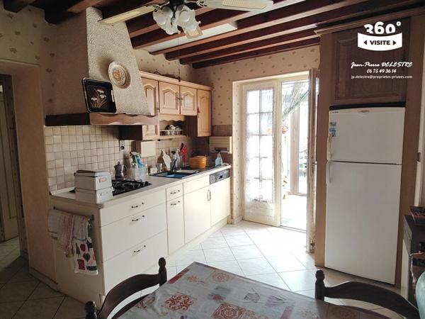 Maison individuelle avec grand terrain clos en centre-ville d'Echirolles