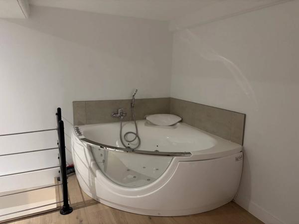 NOUVEAUTE Lyon 1 Opéra - Cœur Presqu'ile - 36m2 carrez - Destination commerciale