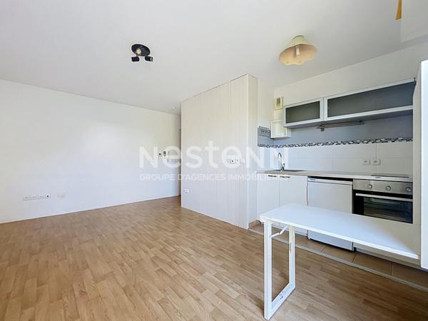Montigny Le Bretonneux - Studio 26.25 m² - Quartier du Village - Box et Cave