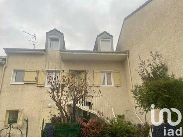 House for sale 4 rooms 76 m² Saint-Denis